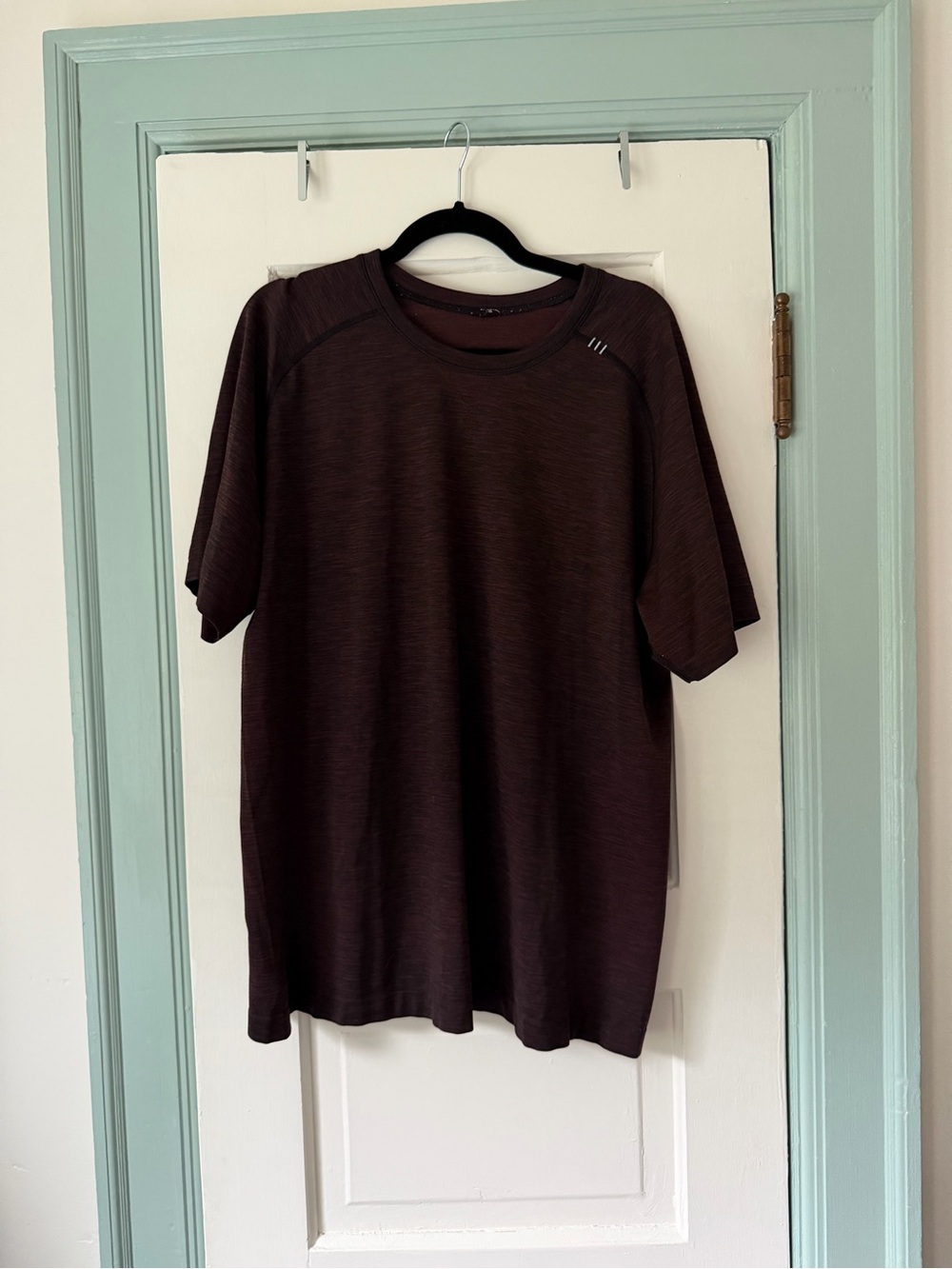 Lululemon Metal Vent Tech Tee